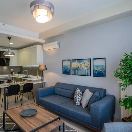Stylish Urban Apt- Soak Up The City's Vibes Estambul